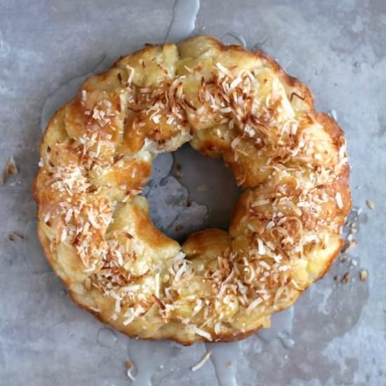 Pina Colada Monkey Bread