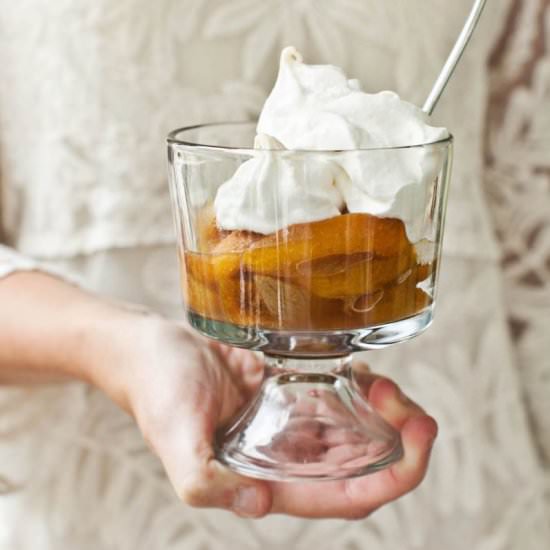 Peach Pavlova
