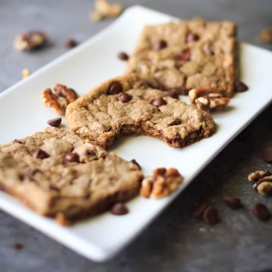 Chocolate Chip and Walnuts Cookies