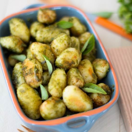 Home-made gnocchi with pesto