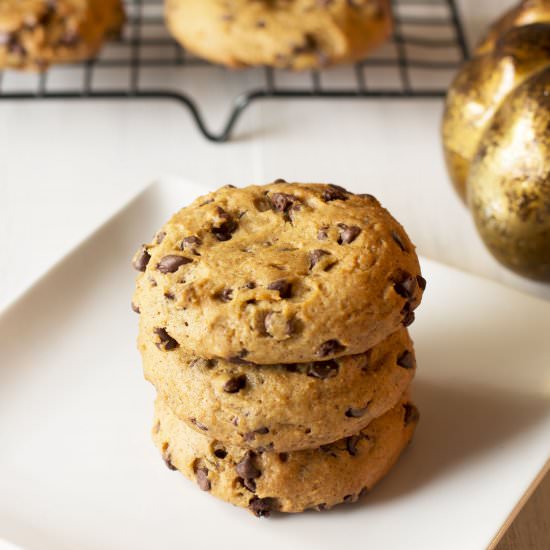 Caramel Stuffed Pumpkin Cookies