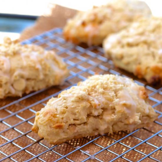 White Chocolate Macadamia Nut Scone