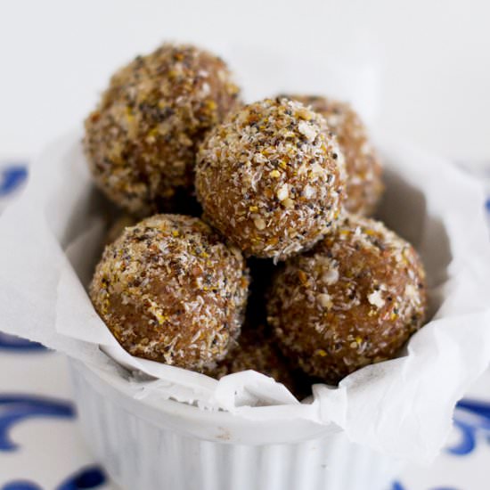 3-Ingredient Protein Balls