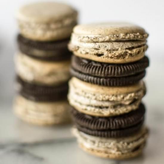 Cookies and Cream Macarons