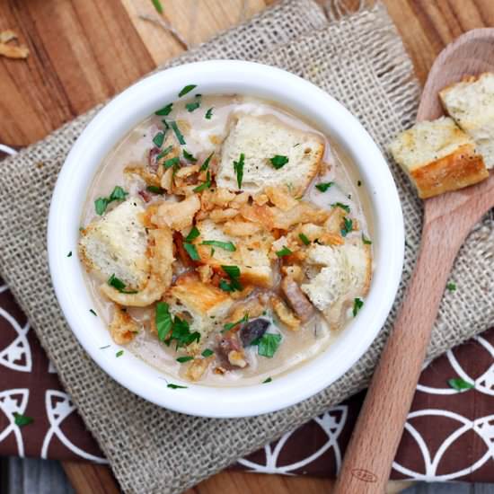 Slow Cooker Philly Cheesesteak Soup