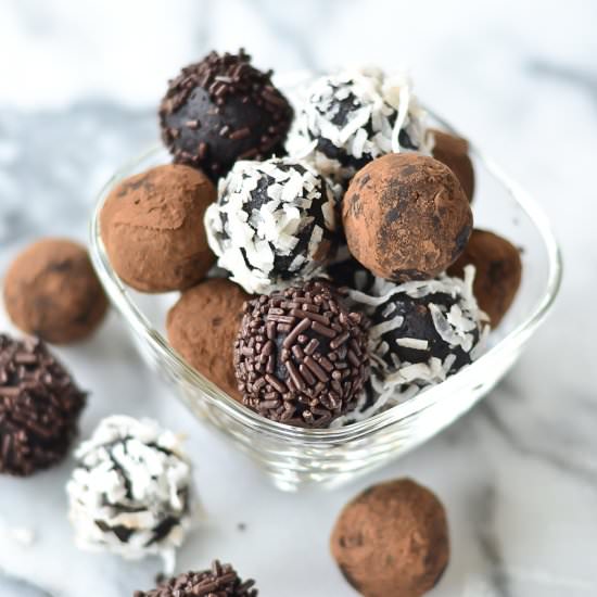 Healthy Chocolate Truffles