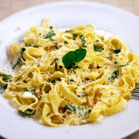 Creamy Tagliatelle with Spinach