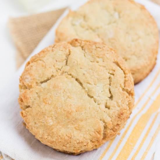 Cheddar Quinoa Biscuits