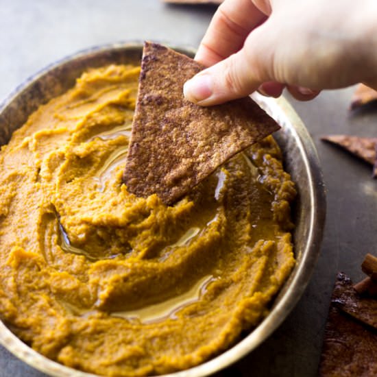 Healthy Pumpkin Hummus