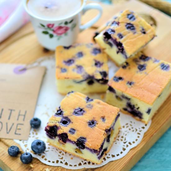 Upside Down Cake with Blueberries