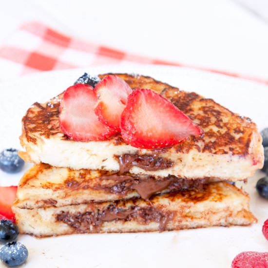 Nutella-Stuffed French Toast