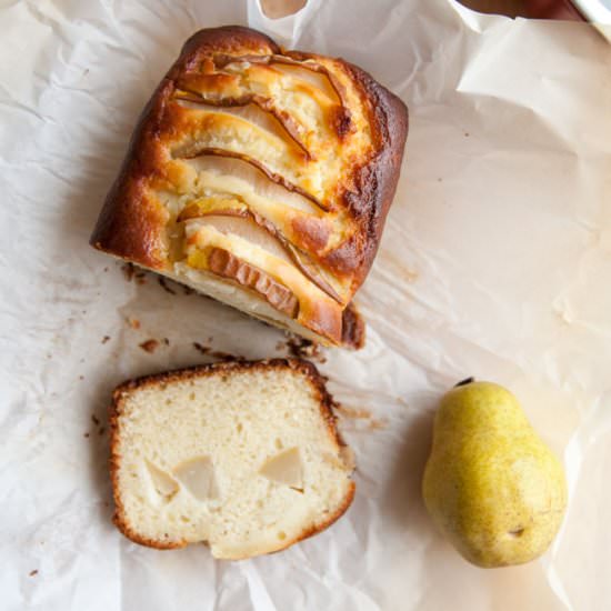 Yogurt Pear Cake