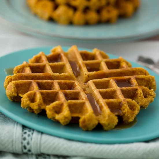 Vegan Pumpkin Waffles