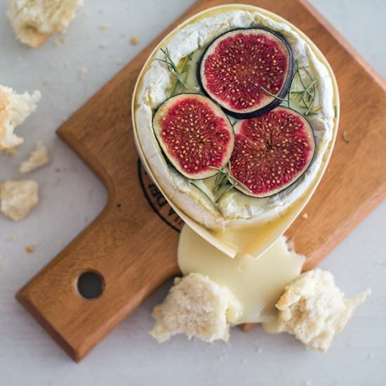 Camembert Baked with Figs