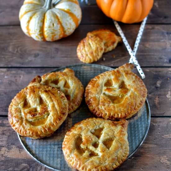 Jack-O-Lantern Pumpkin Hand Pies