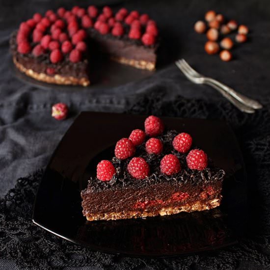 Raw Chocolate Cake