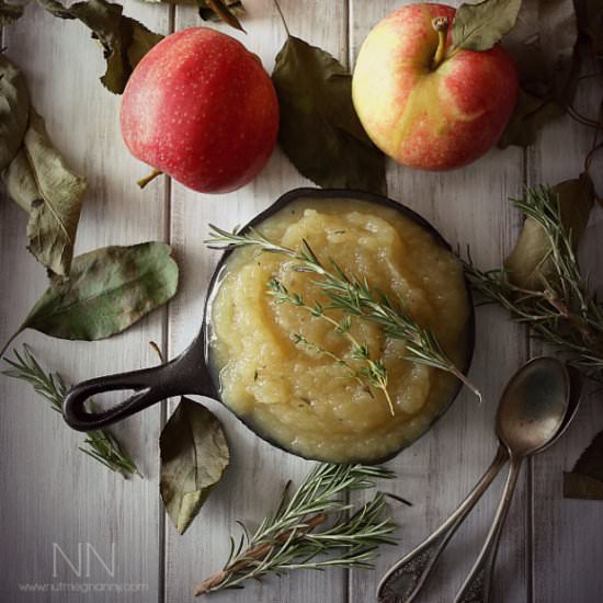 Herbed Applesauce