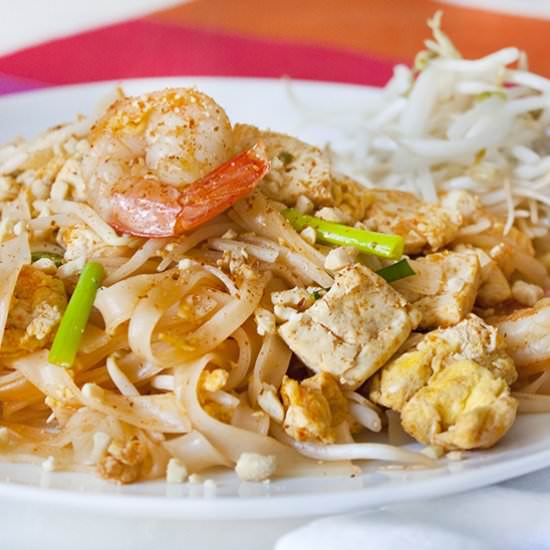 Tofu and Shrimp Pad Thai