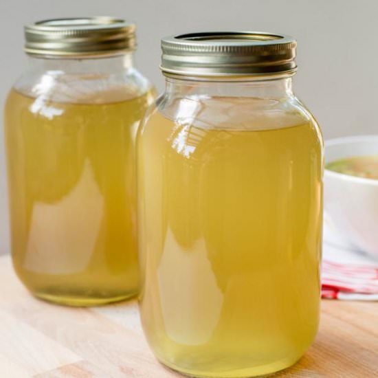 Easy Homemade Chicken Broth