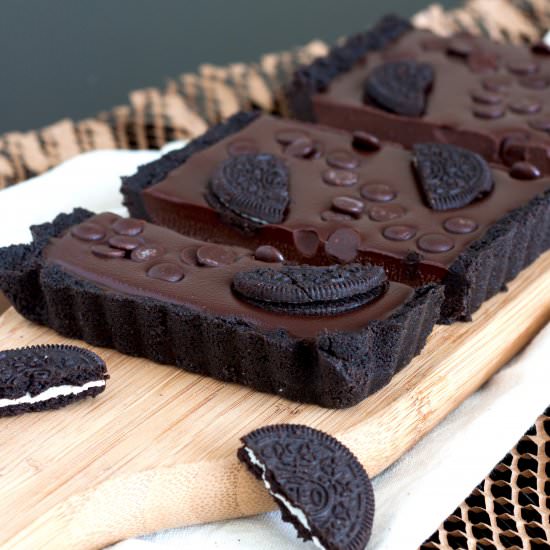 No Baking Chocolate and Oreo Tart