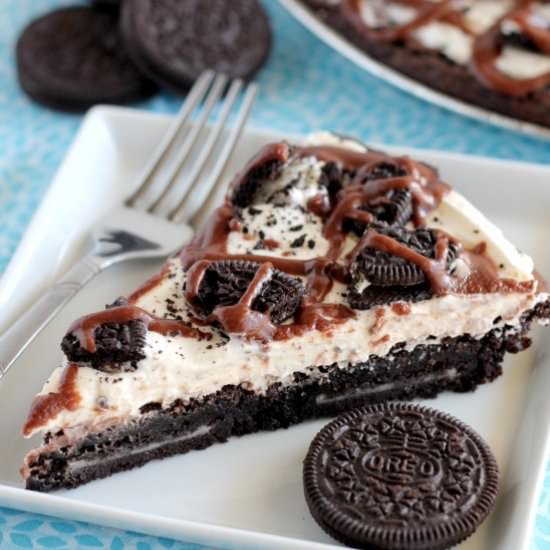 Oreo Fudge Brownie Pizza