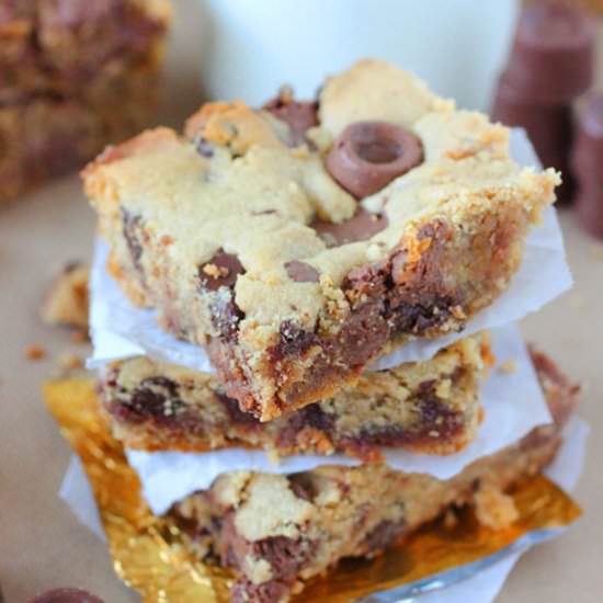 Peanut Butter Rolo Blondies