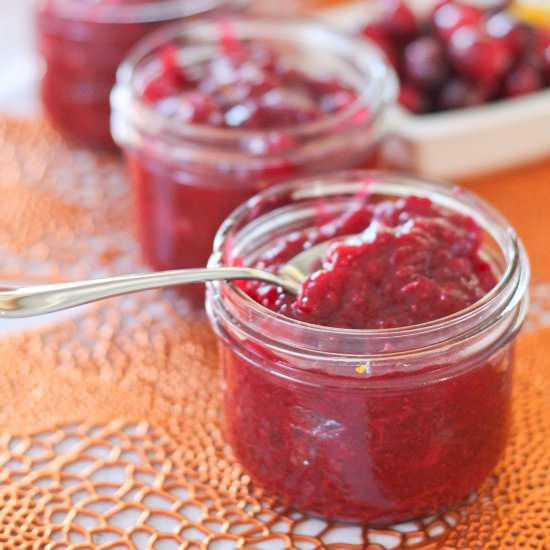 Paleo Cranberry Orange Sauce