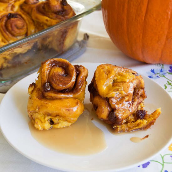 Overnight Pumpkin Cinnamon Rolls