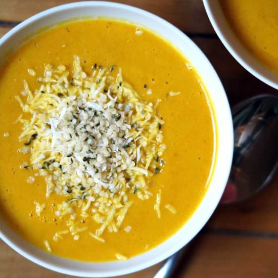 Curry Pumpkin Soup with Hemp Hearts