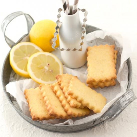 Cookies with Corn Flour and Lemon
