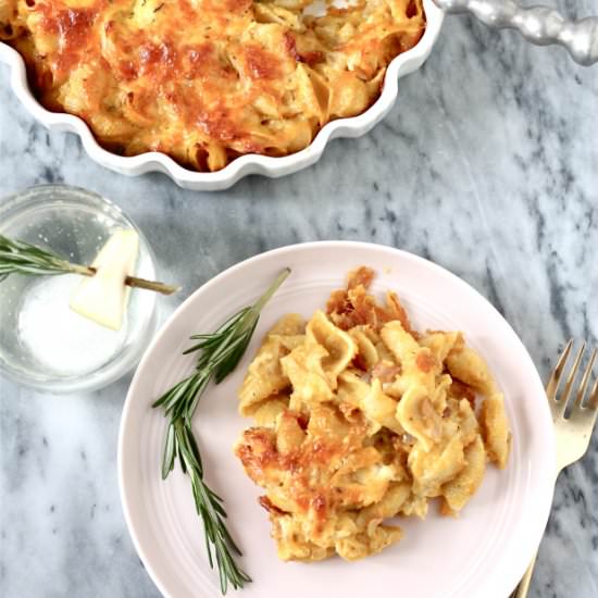 Pumpkin Bacon Mac and Cheese