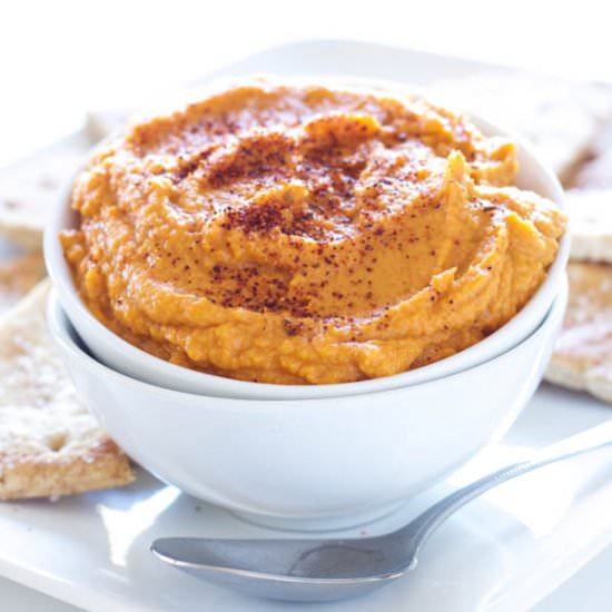 Sriracha Pumpkin Hummus