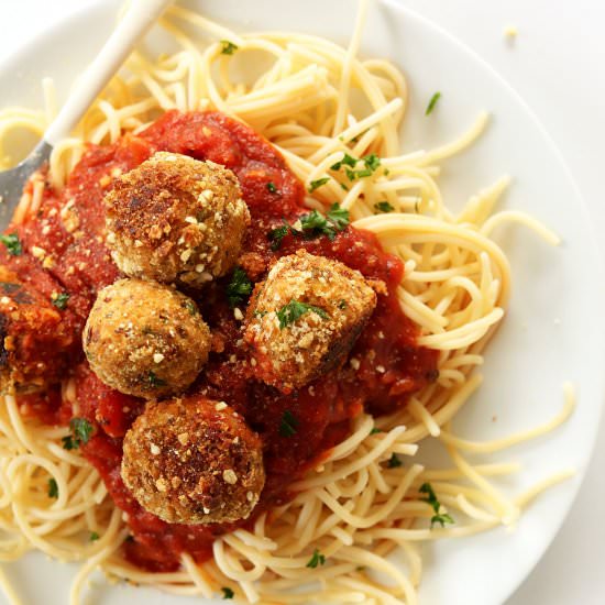 Simple Vegan Meatballs