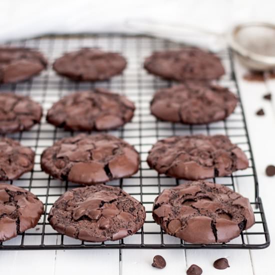 Flourless Chocolate Cookies
