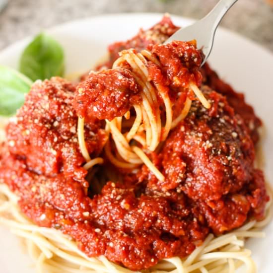 Hearty Marinara Sauce and Meatballs