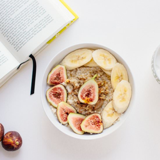 Steel-Cut Oatmeal with Black Figs