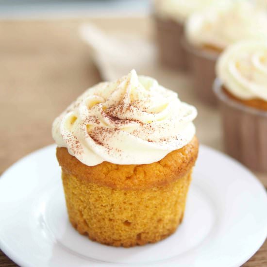 Pumpkin Muffins with Cream Cheese