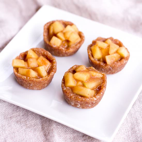 Raw Mini Apple Pies