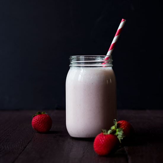 Strawberry Macadamia Nut Milk