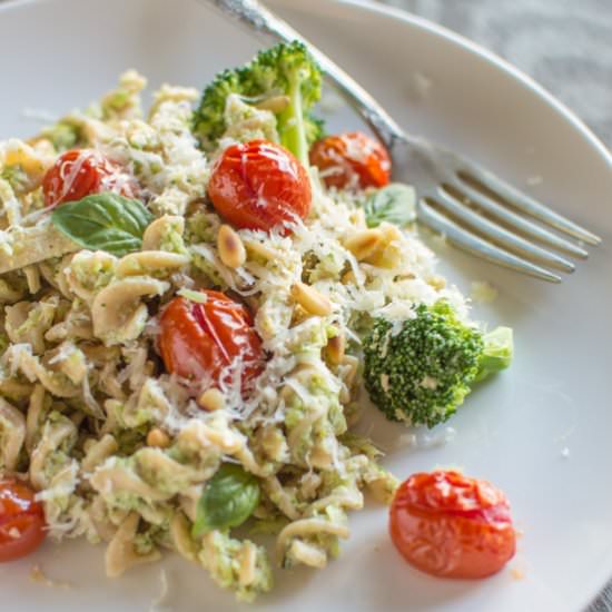 Chicken Fusilli with Broccoli Pesto