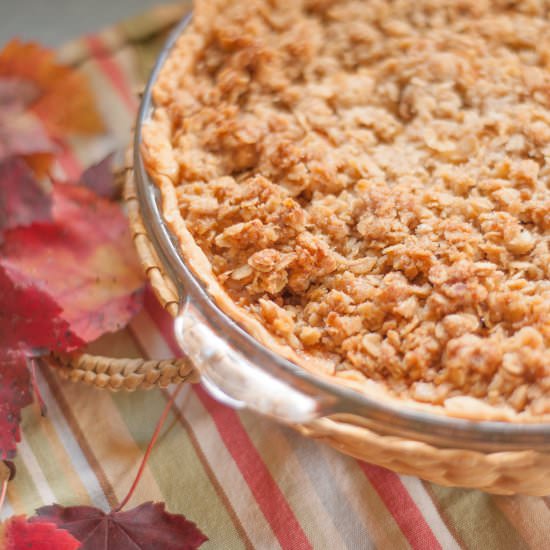 Apple Crisp Pie