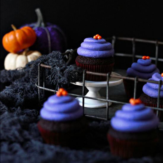 Halloween Vegan Chocolate Cupcakes