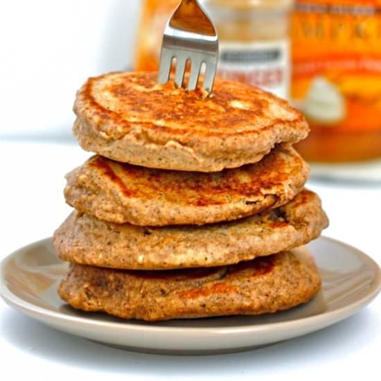 Pumpkin Gingerbread Pancakes