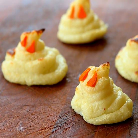 Potato and Cauliflower Puree Ghosts