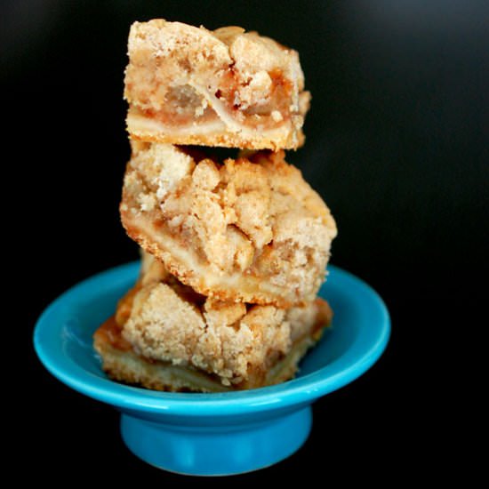 Apple pie bars