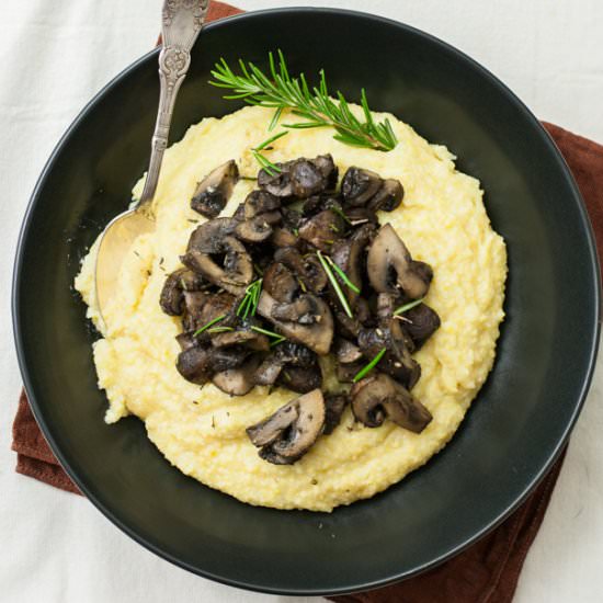 Easy Creamy Polenta & Mushrooms