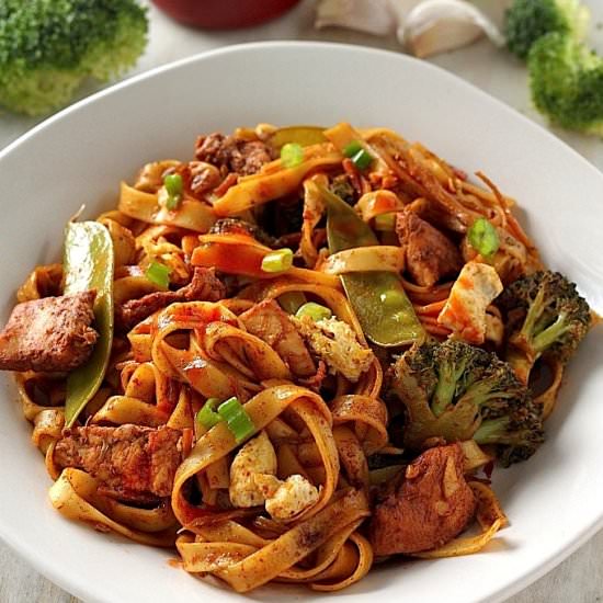 Chicken and Broccoli Lo Mein