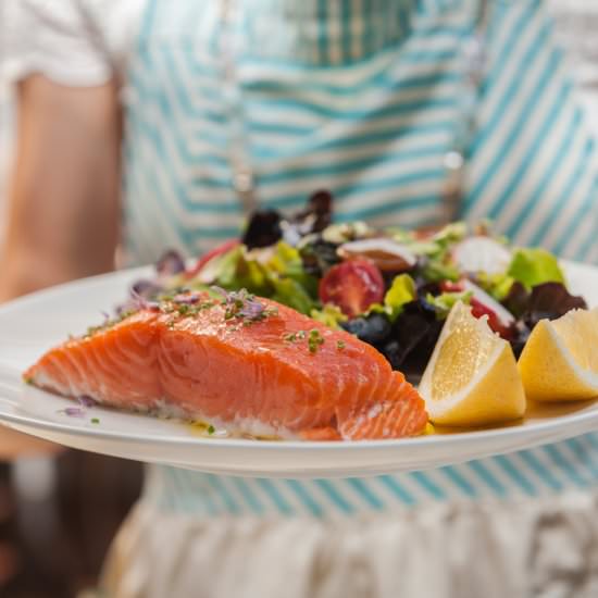 Baked Salmon with Lemon and Chives