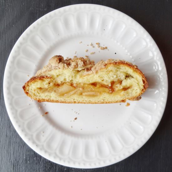 Streusel Topped Apple Brioche