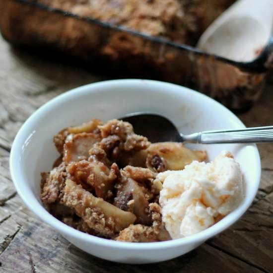 Maple Pecan Apple Crisp